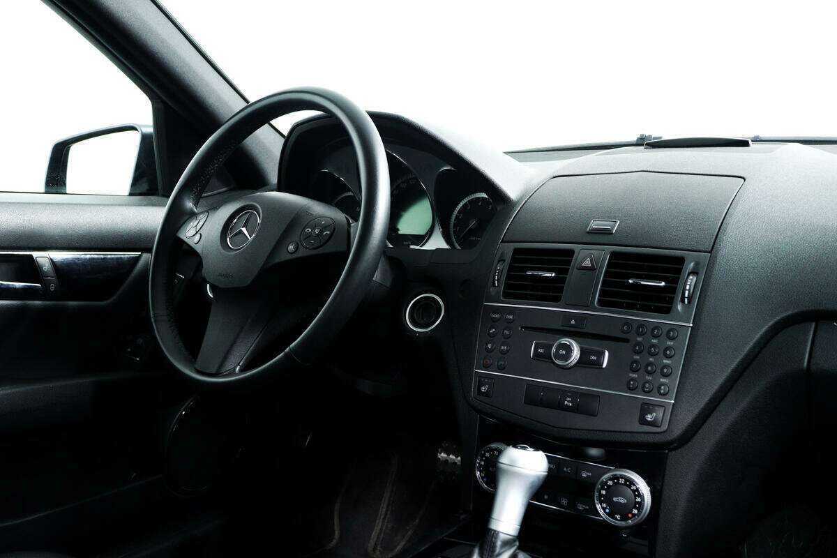 Купить Mercedes-Benz C-Класс 180 BlueEFFICIENCY, 2011, 68 215 км, фото №9