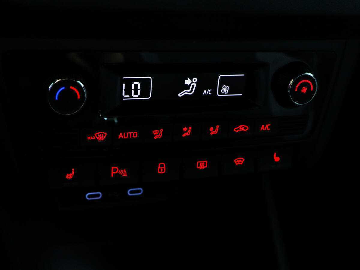 Купить Volkswagen Polo, 2021, 33 631 км, фото №16