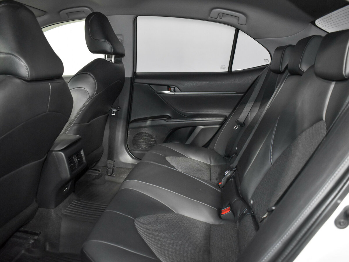 Купить Toyota Camry VIII (XV70) Рестайлинг, 2022, 151 165 км, фото №12