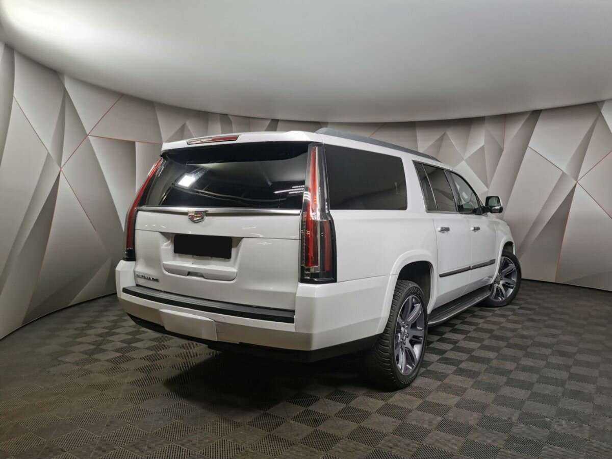 Купить Cadillac Escalade ESV, 2016, 68 776 км, фото №2