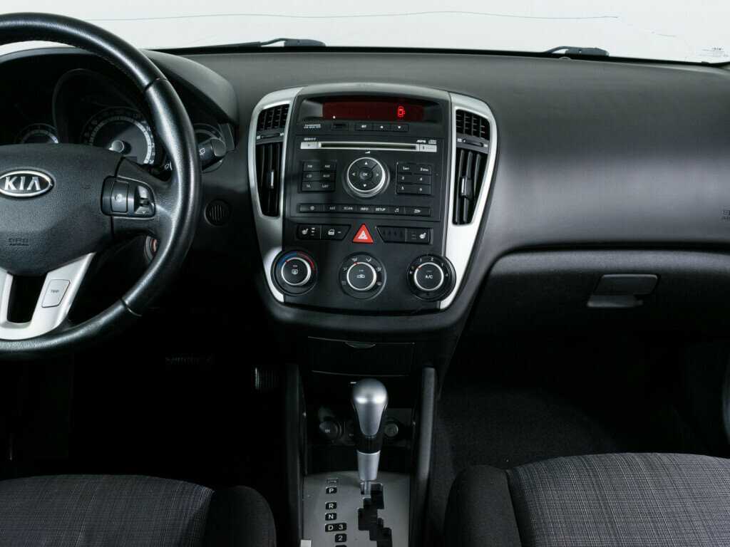 Купить Kia Ceed, 2011, 208 001 км, фото №9