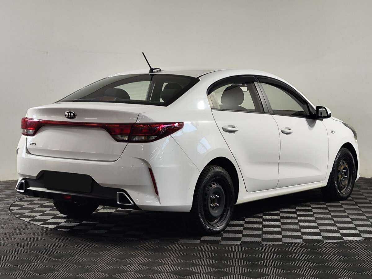 Купить Kia Rio, 2021, 85 000 км, фото №3
