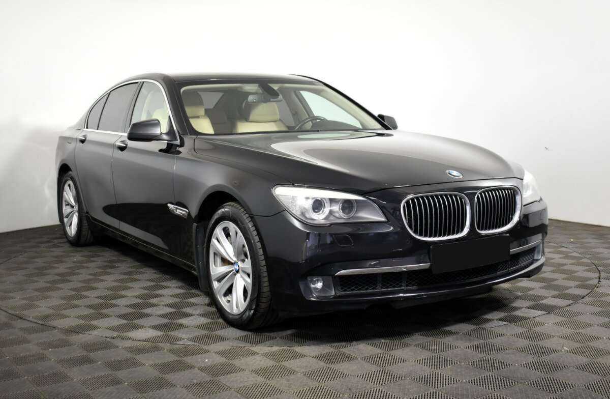 Купить BMW 7 серии 750i xDrive, 2012, 140 000 км, фото №3