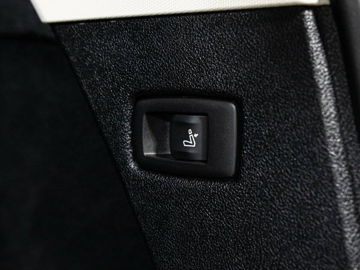 Купить BMW 5 серии 520d xDrive, 2020, 87 066 км, фото №17