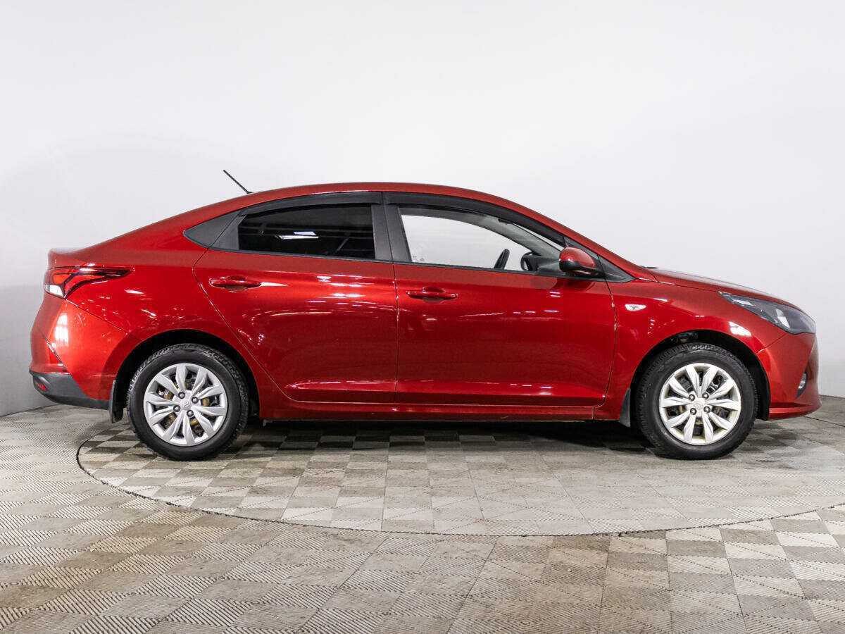 Купить Hyundai Solaris, 2021, 48 000 км, фото №4