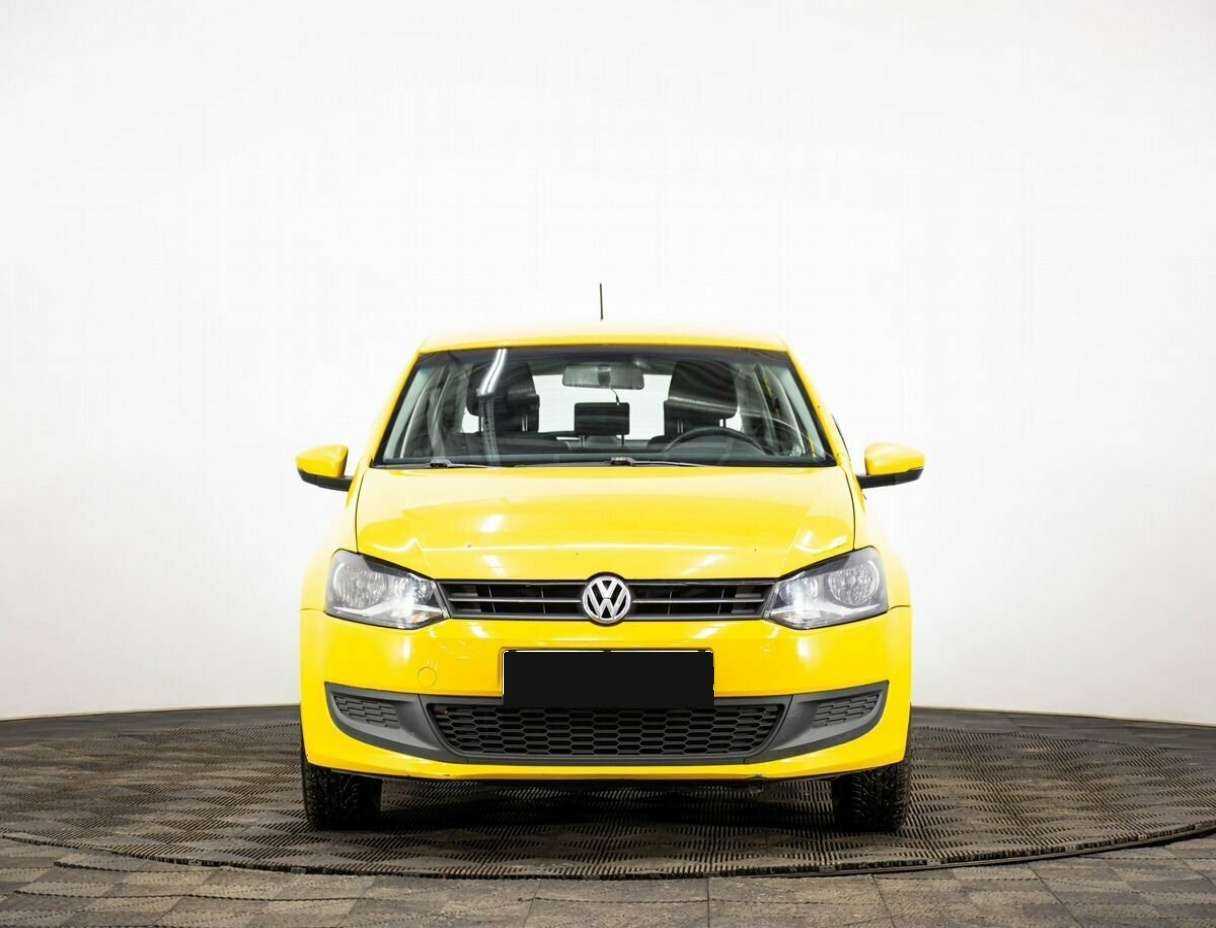 Купить Volkswagen Polo, 2011, 210 781 км, фото №2