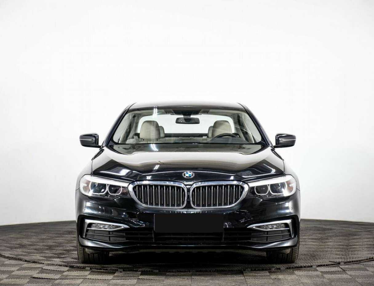 Купить BMW 5 серии 520i, 2018, 174 500 км, фото №2