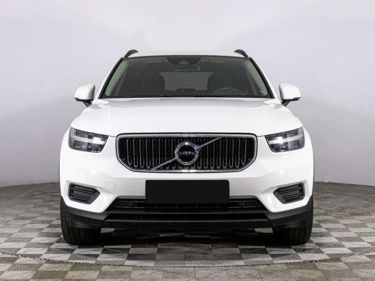 Купить Volvo XC40, 2019, 64 437 км, фото №2