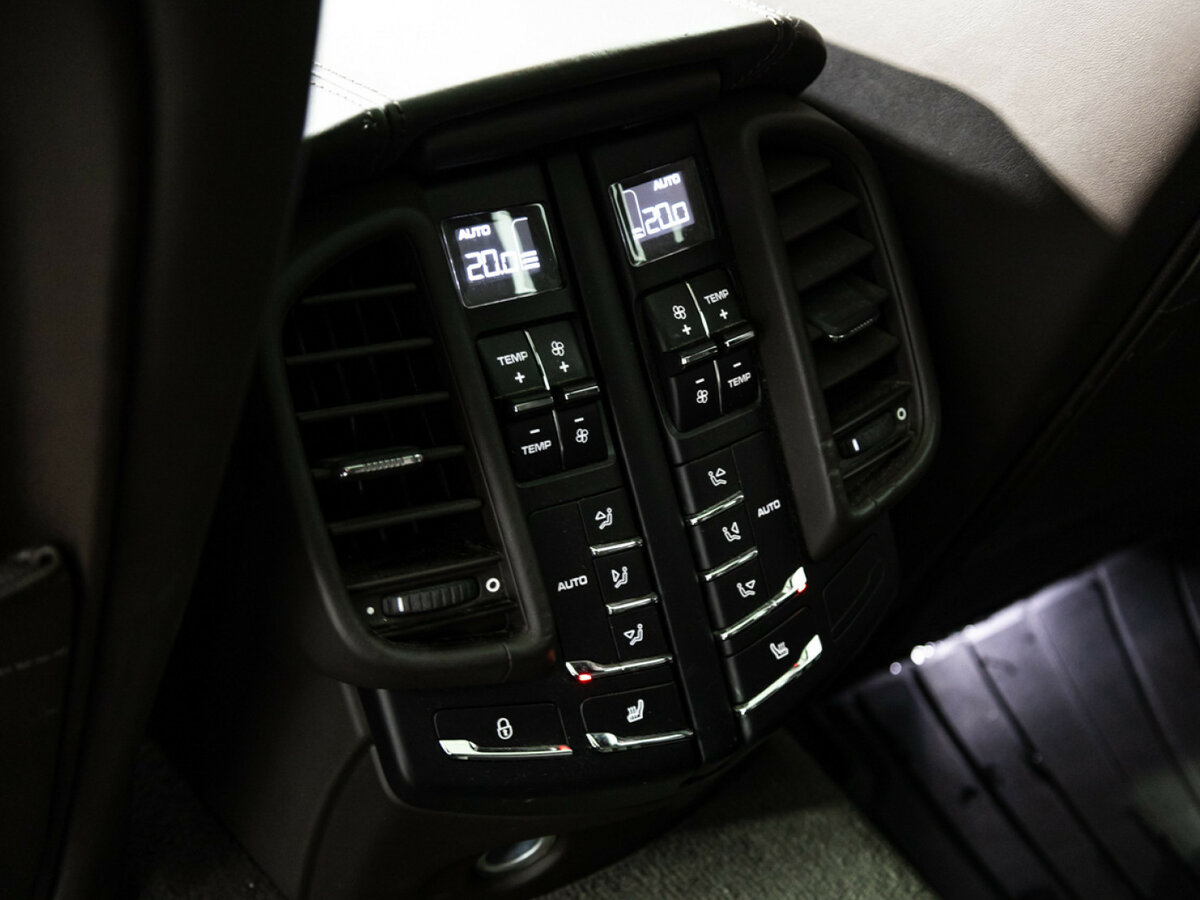 Купить Porsche Cayenne S Diesel II Рестайлинг (958), 2016, 146 788 км, фото №17