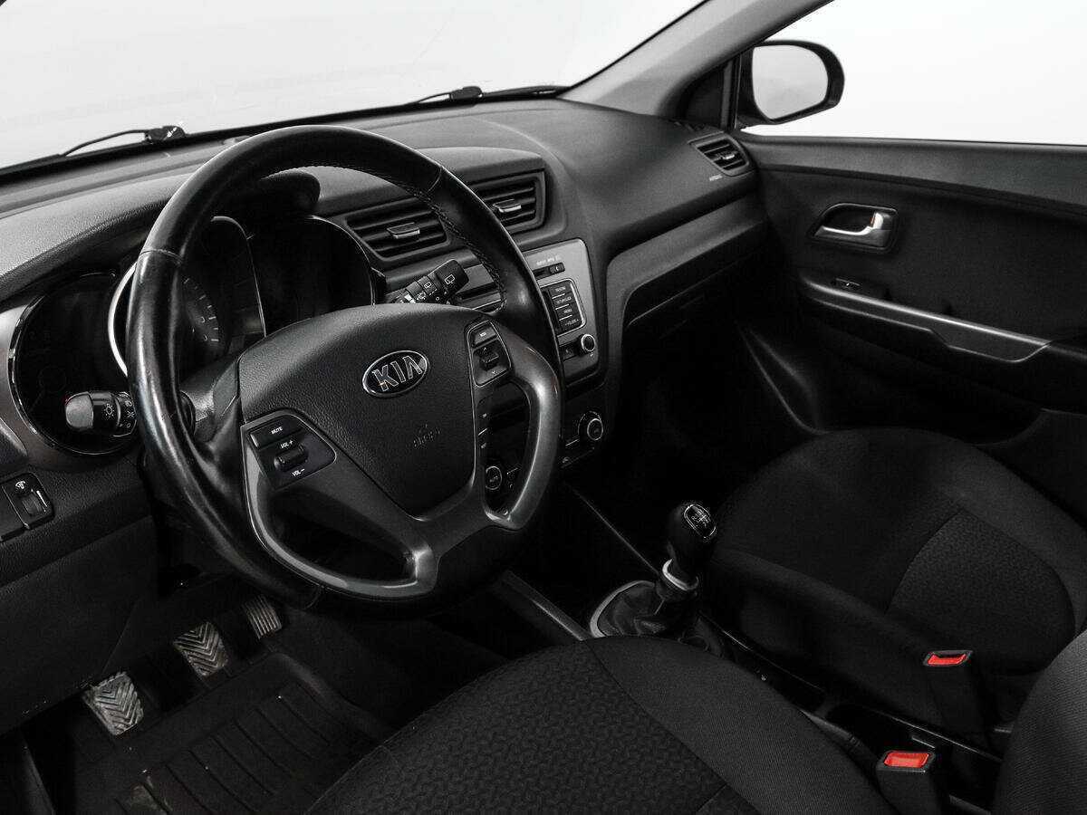 Купить Kia Rio, 2016, 127 616 км, фото №9