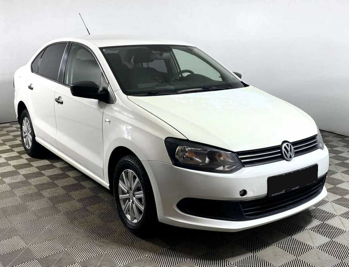 Купить Volkswagen Polo, 2011, 125 000 км, фото №2