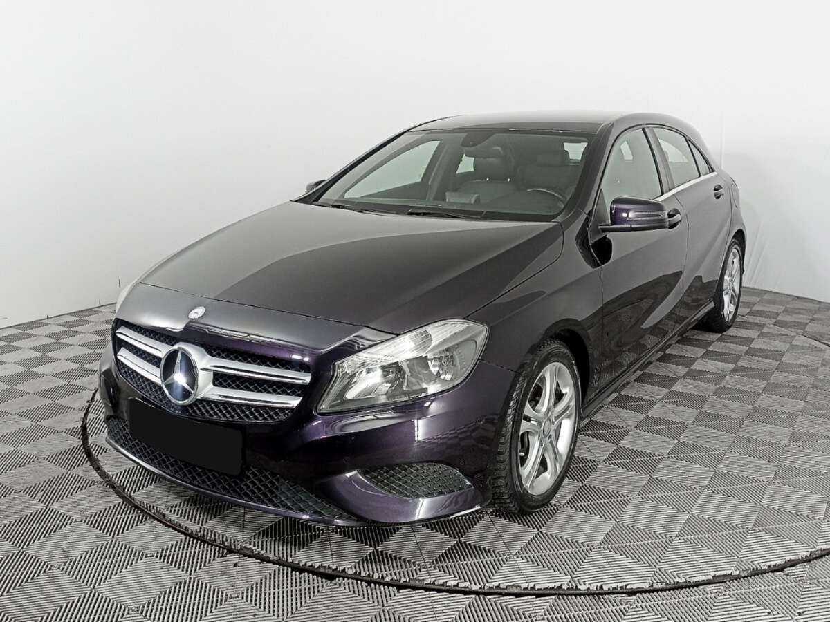 Купить Mercedes-Benz A-Класс 180, 2014, 130 384 км, фото №1