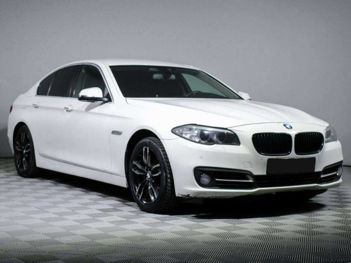 Купить BMW 5 серии 528i xDrive, 2013, 235 185 км, фото №3