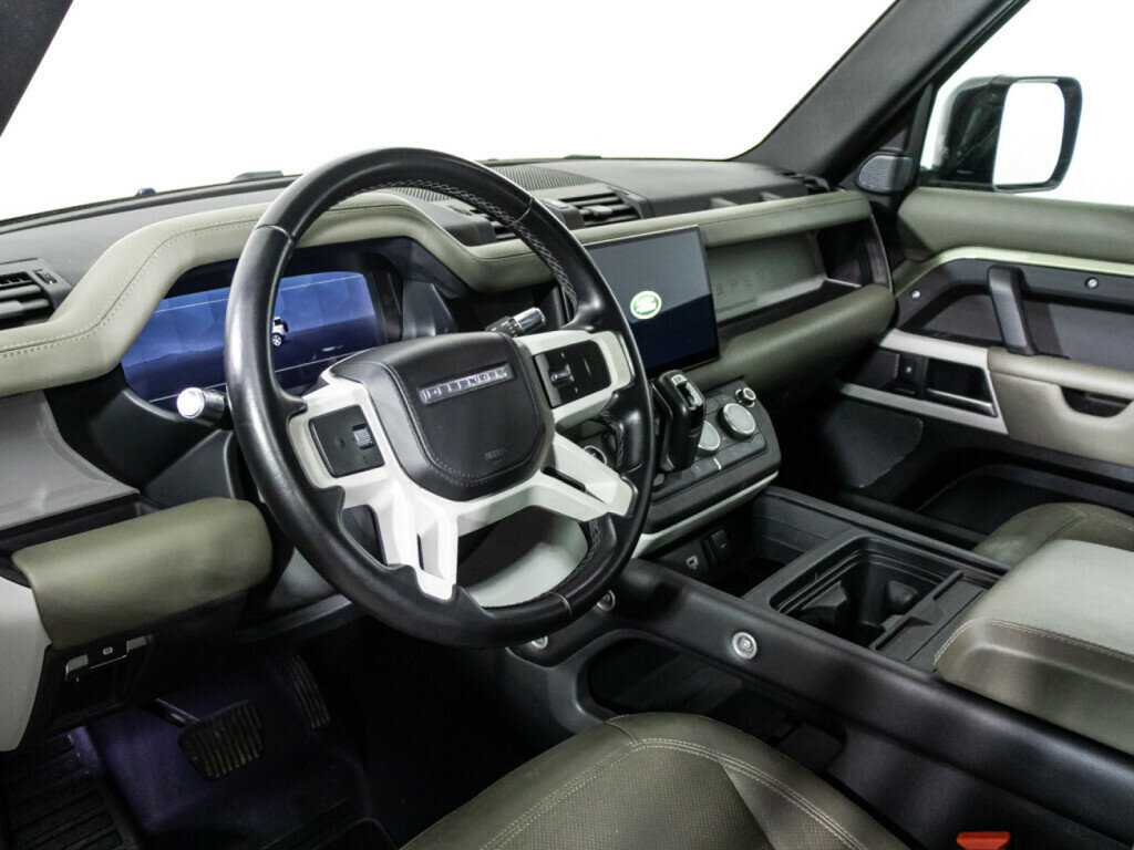Купить Land Rover Defender 110, 2021, 42 303 км, фото №9