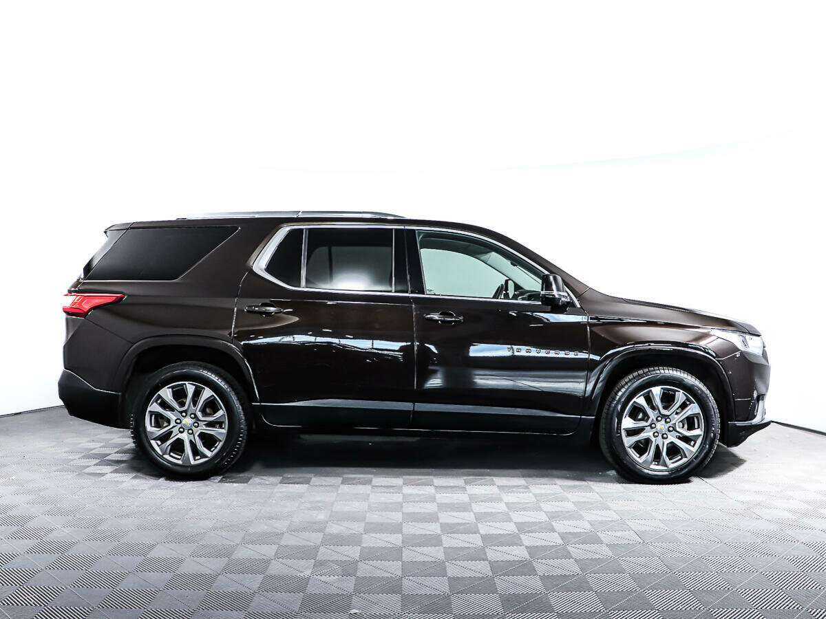 Купить Chevrolet Traverse, 2018, 111 232 км, фото №2
