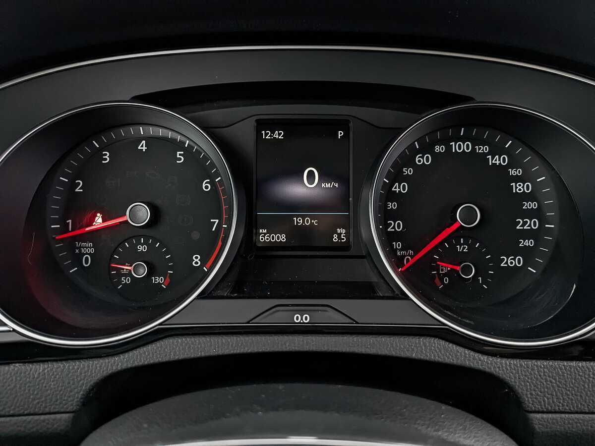 Купить Volkswagen Passat, 2019, 66 006 км, фото №16