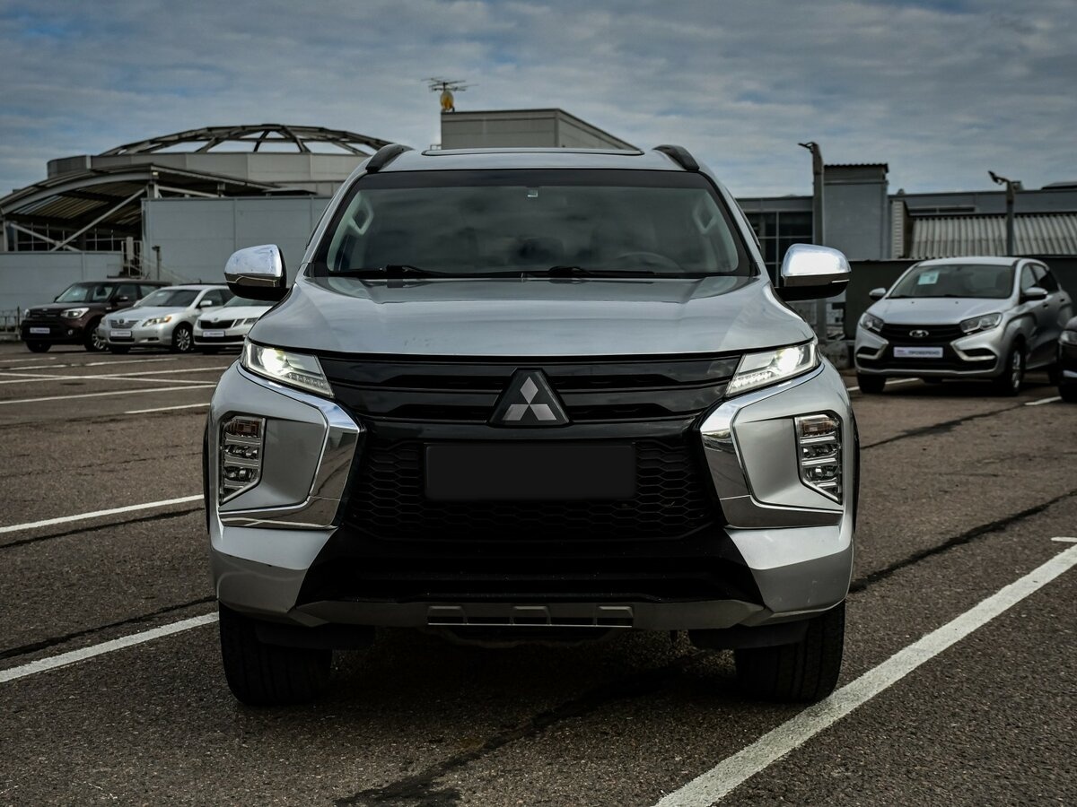 Купить Mitsubishi Montero Sport III Рестайлинг, 2022, 105 360 км, фото №2