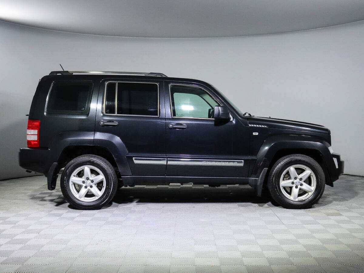 Купить Jeep Cherokee, 2010, 159 573 км, фото №3