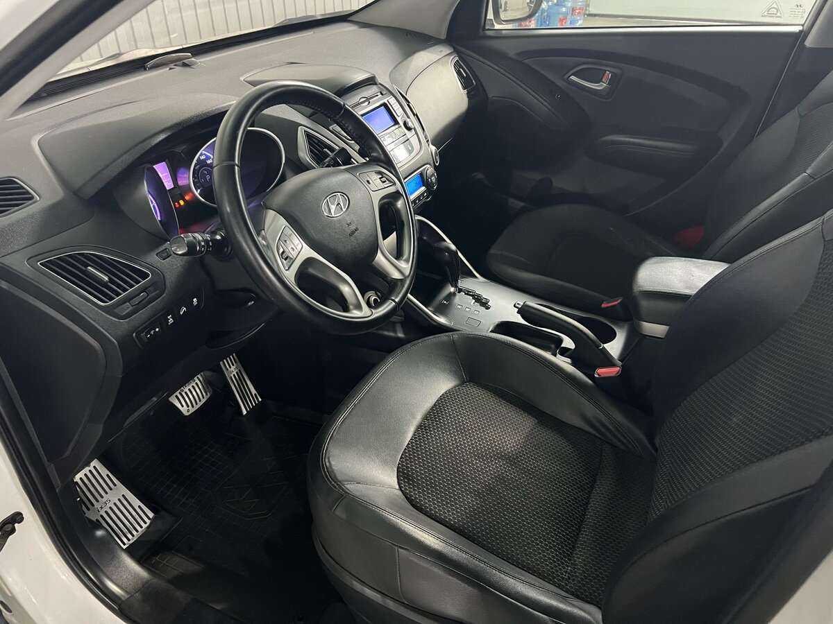 Купить Hyundai ix35, 2011, 240 045 км, фото №10