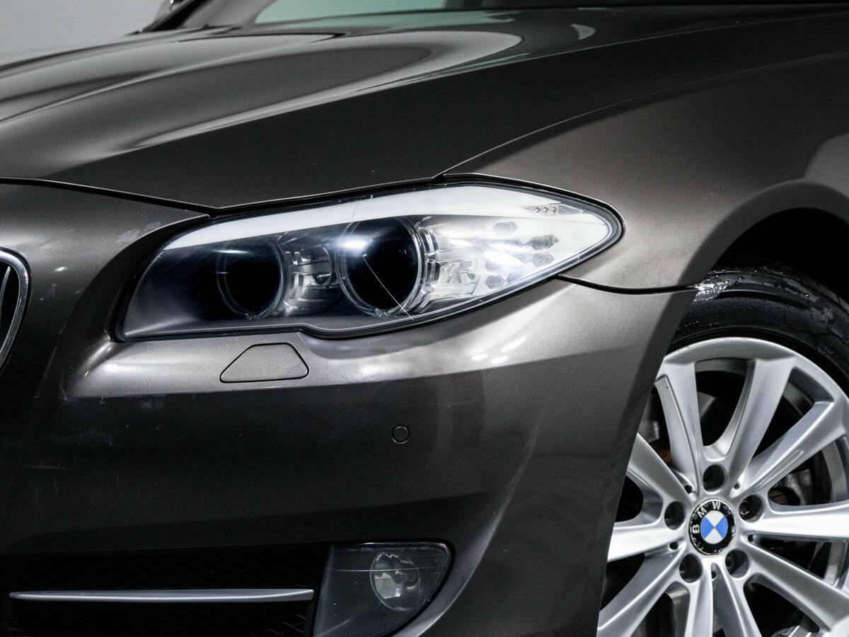 Купить BMW 5 серии 528i, 2012, 266 386 км, фото №16