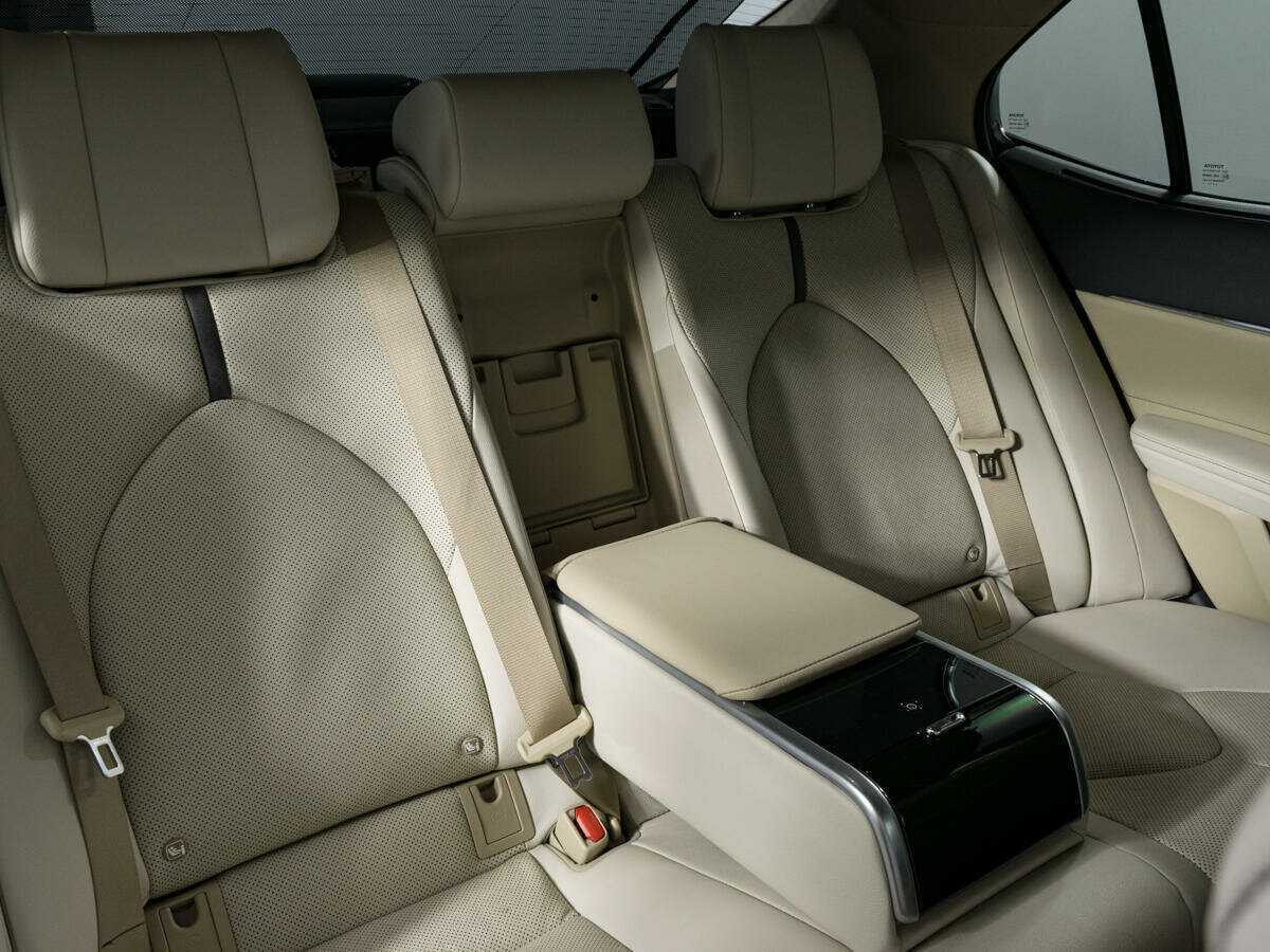 Купить Toyota Camry, 2021, 42 385 км, фото №10