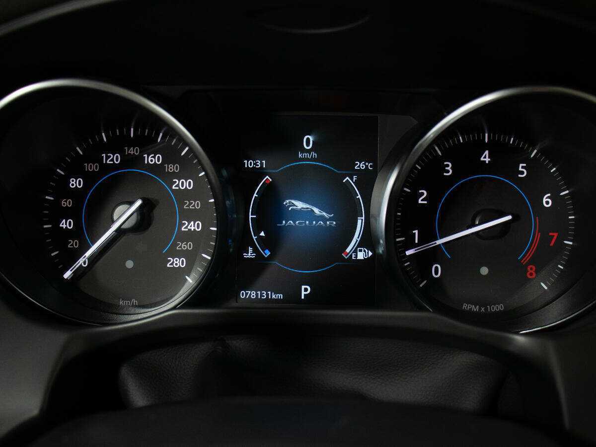 Купить Jaguar XF, 2019, 78 130 км, фото №16