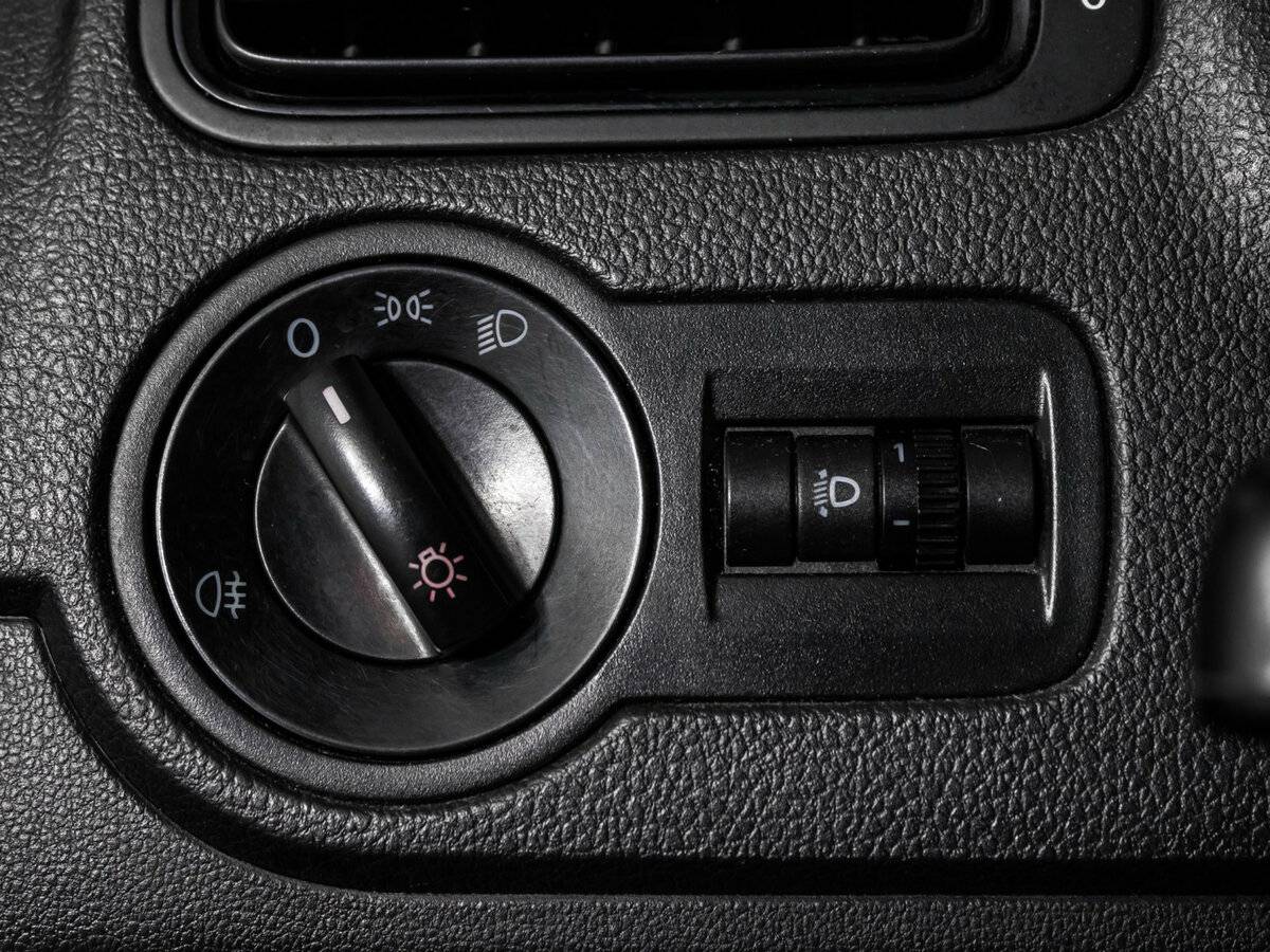 Купить Volkswagen Polo V, 2012, 245 875 км, фото №12