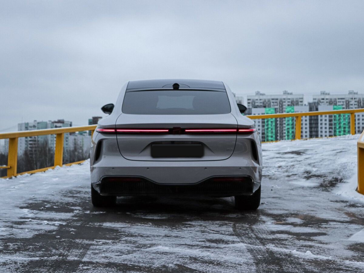 Купить Rising Auto F7 90 kWh, 2023, 17 424 км, фото №4