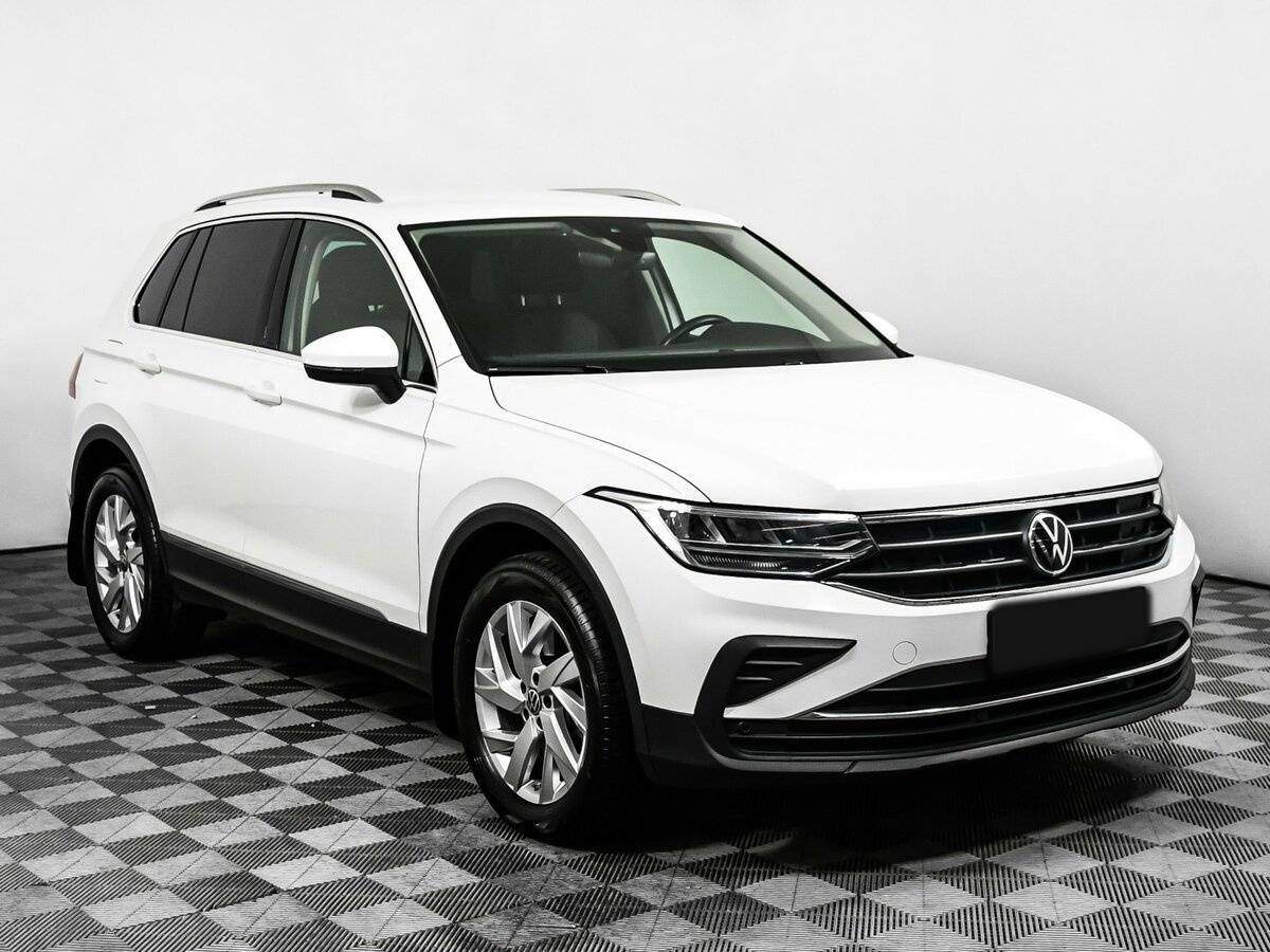 Купить Volkswagen Tiguan, 2021, 63 779 км, фото №3