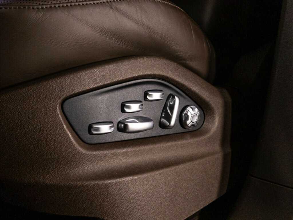 Купить Porsche Cayenne Turbo, 2018, 80 384 км, фото №17