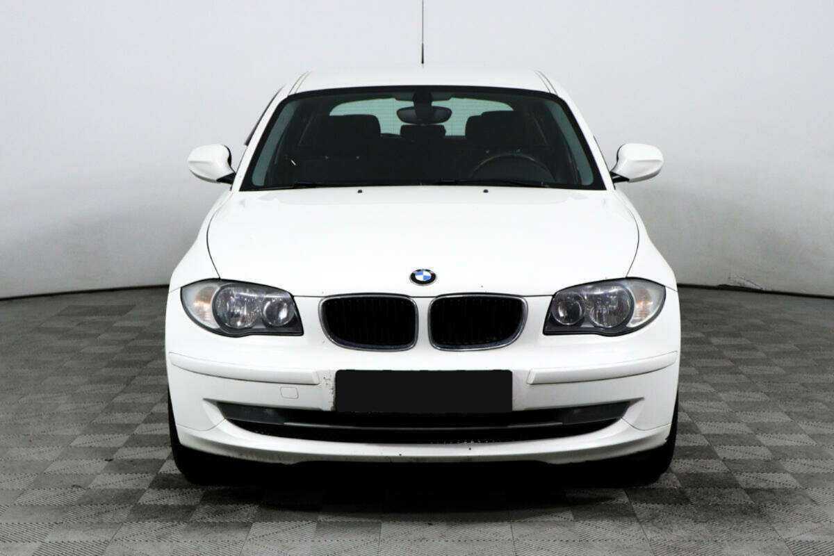 Купить BMW 1 серии 116i, 2010, 157 336 км, фото №2