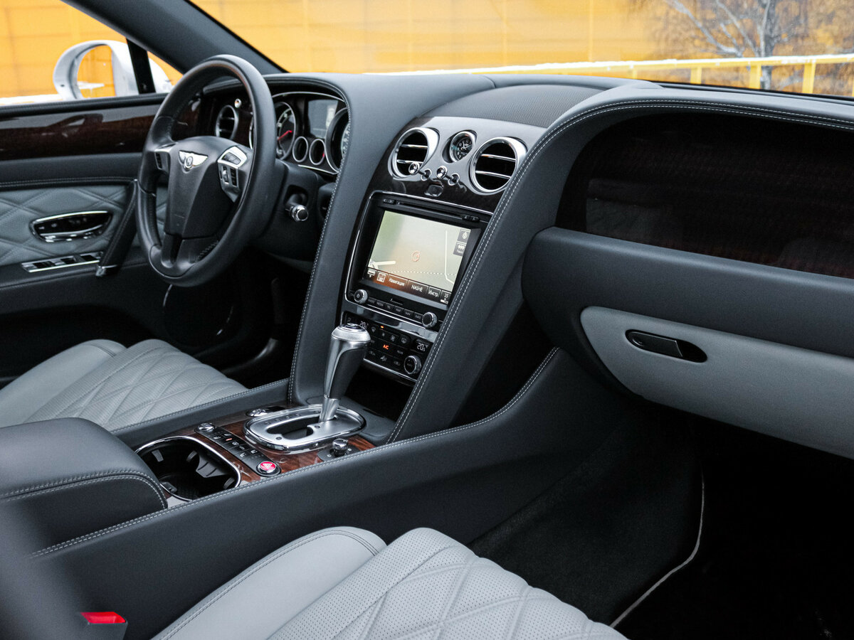 Купить Bentley Flying Spur II, 2014, 74 321 км, фото №7