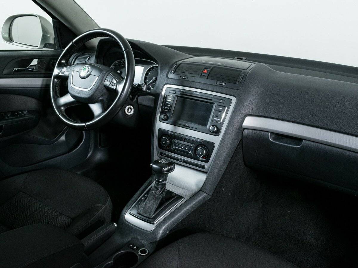 Купить Skoda Octavia DSG7, 2011, 236 000 км, фото №10