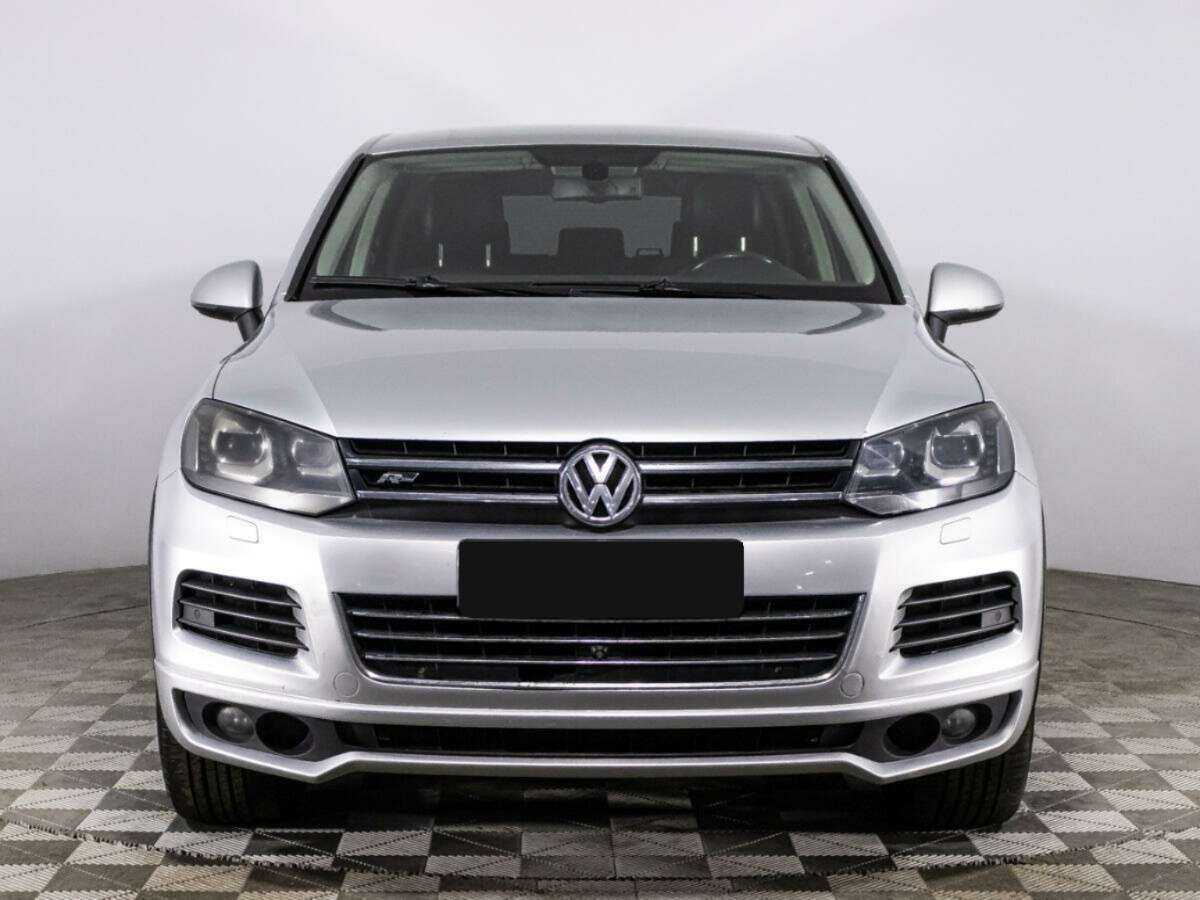 Купить Volkswagen Touareg, 2012, 236 145 км, фото №2