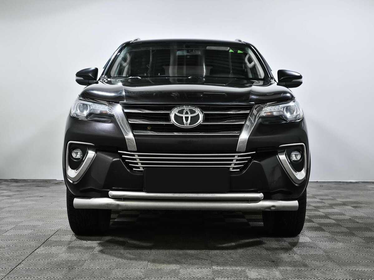 Купить Toyota Fortuner, 2017, 141 050 км, фото №2