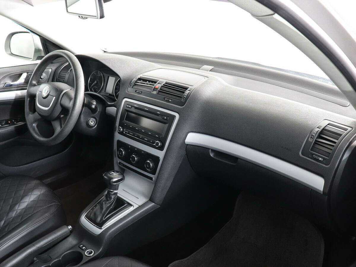 Купить Skoda Octavia DSG7, 2011, 200 621 км, фото №9