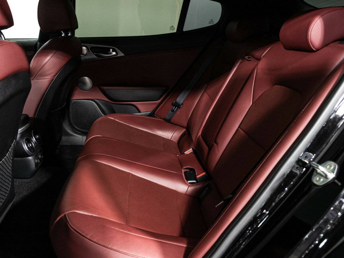 Купить Kia Stinger, 2018, 68 335 км, фото №10