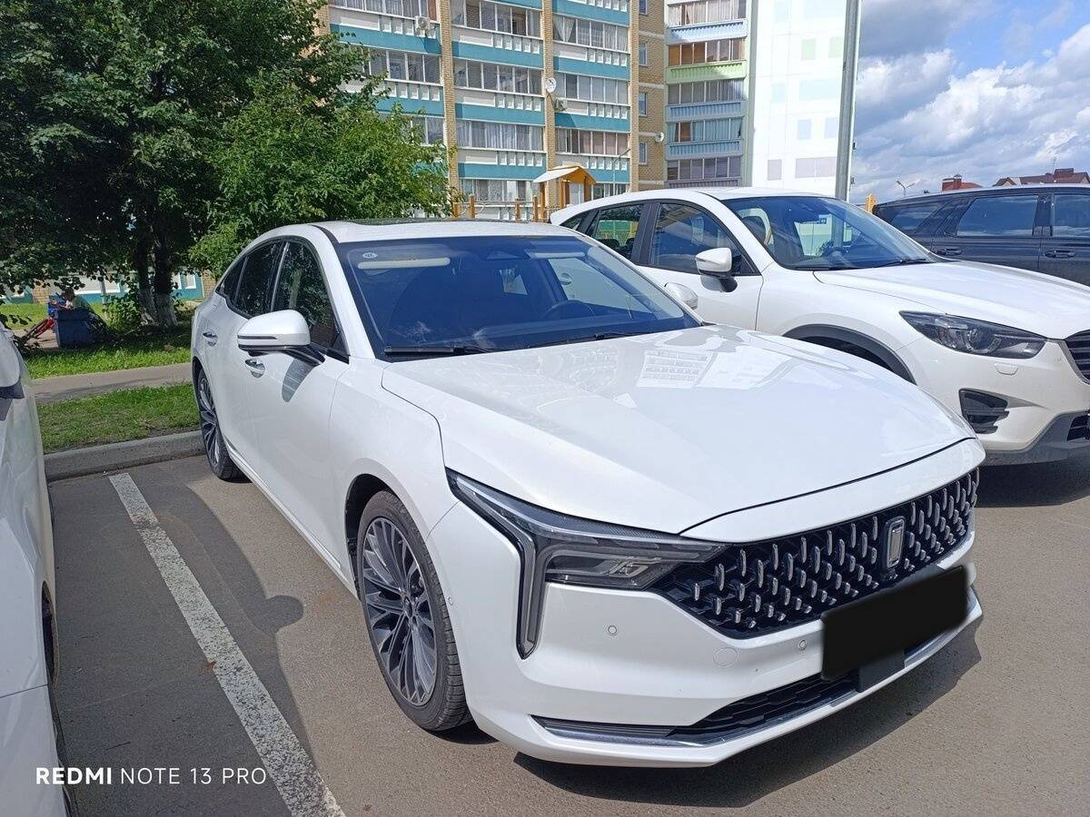 Купить FAW Bestune B70, 2023, 20 737 км, фото №2