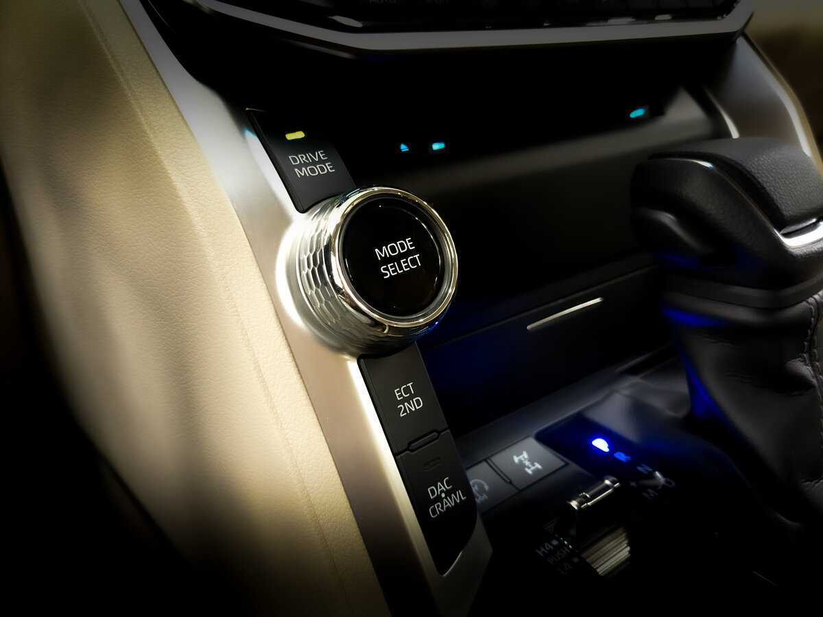 Купить Toyota Land Cruiser, 2022, 2 600 км, фото №25