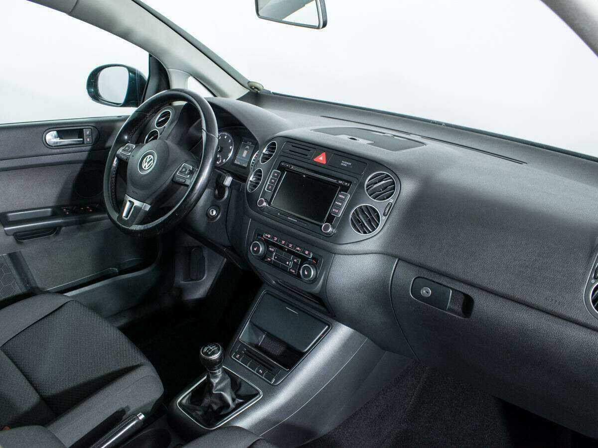 Купить Volkswagen Golf Plus, 2011, 148 985 км, фото №9