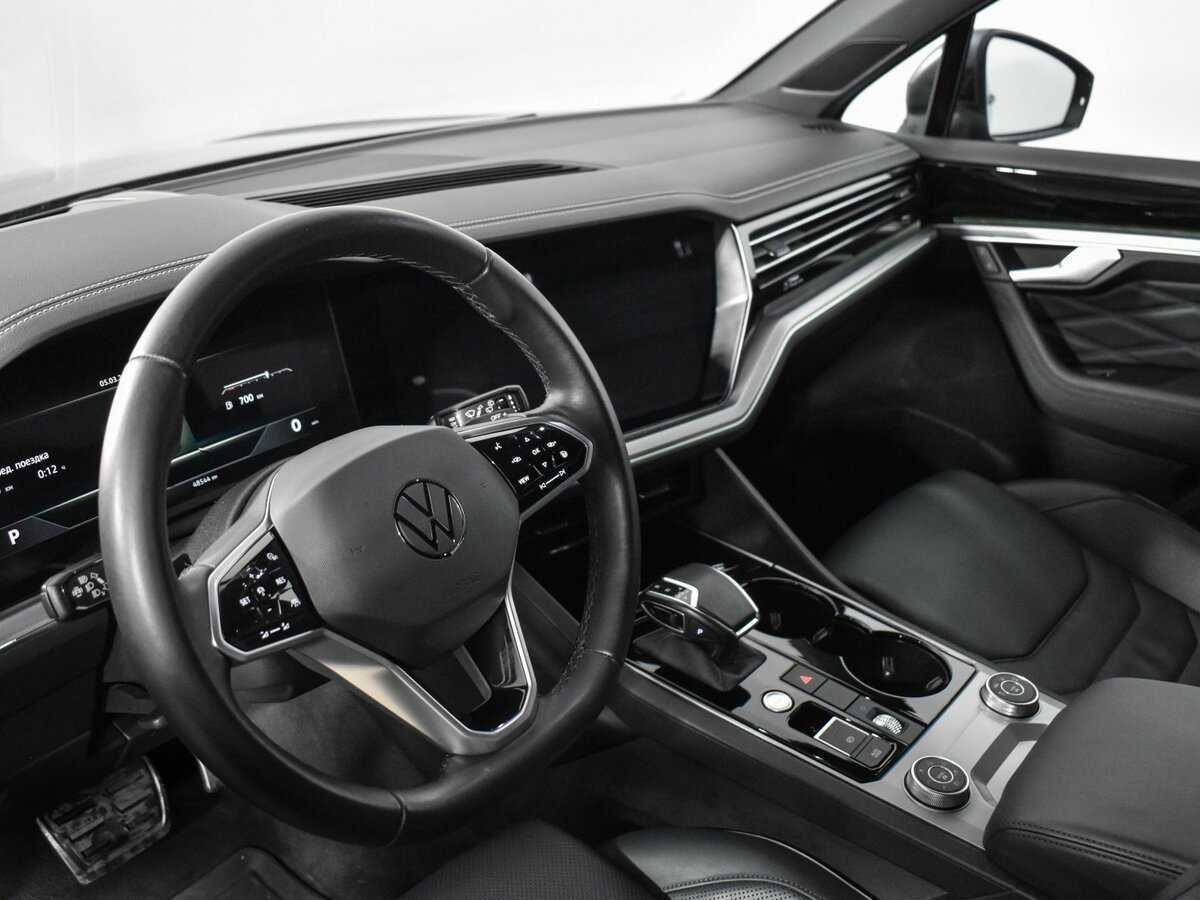 Купить Volkswagen Touareg, 2021, 48 000 км, фото №9