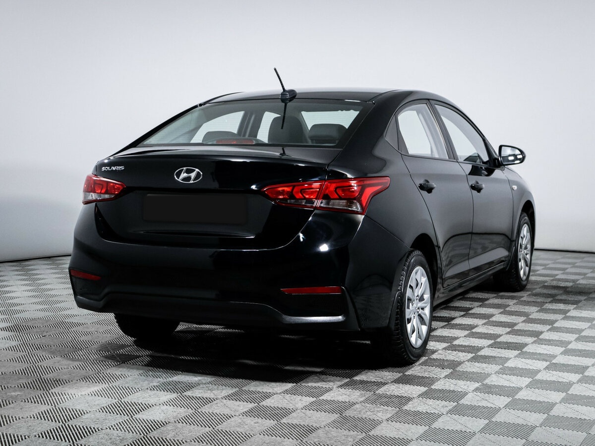 Купить Hyundai Solaris II, 2018, 138 538 км, фото №4
