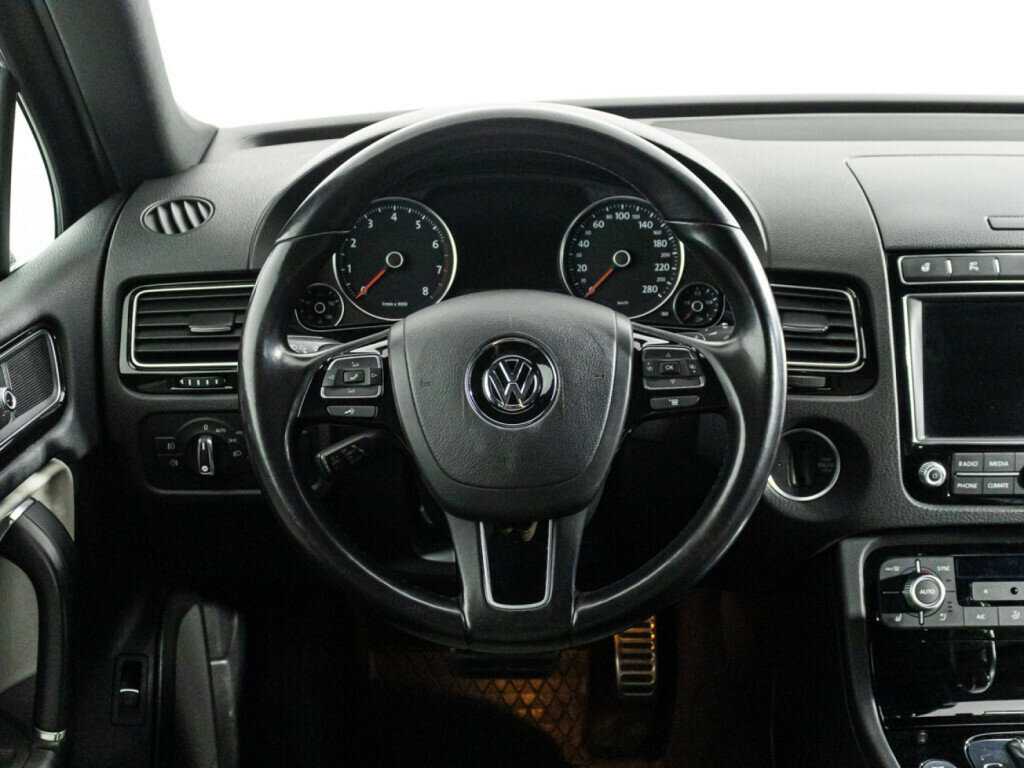 Купить Volkswagen Touareg, 2017, 121 810 км, фото №25