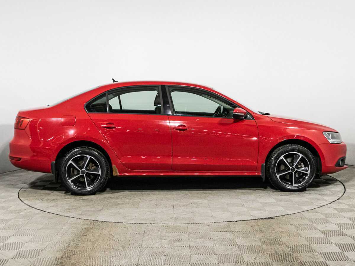 Купить Volkswagen Jetta, 2012, 198 799 км, фото №4