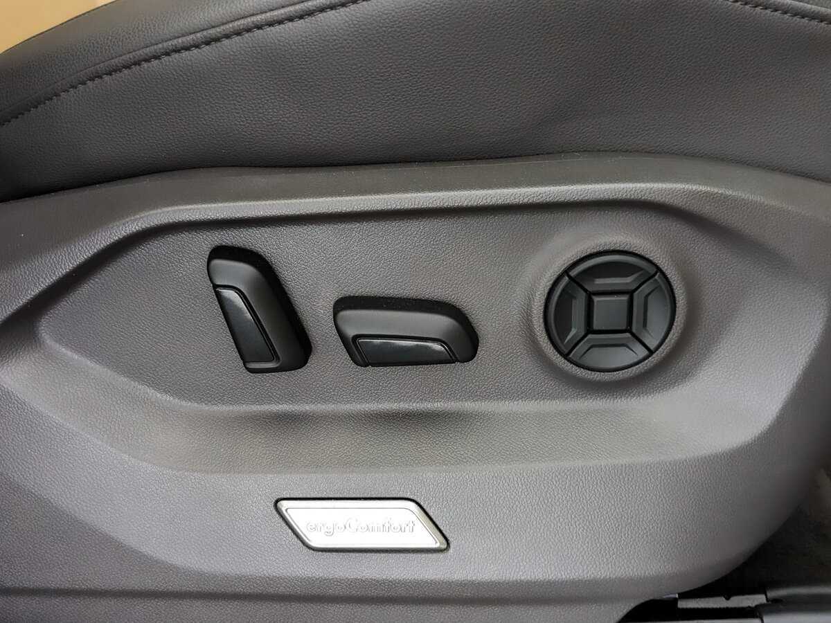 Купить Volkswagen Touareg, 2020, 66 889 км, фото №20