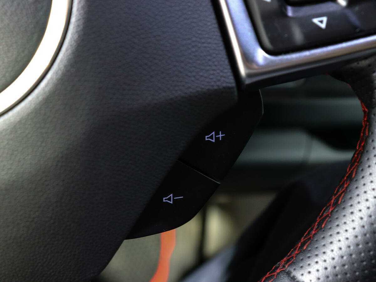 Купить Chevrolet Camaro, 2016, 57 850 км, фото №23