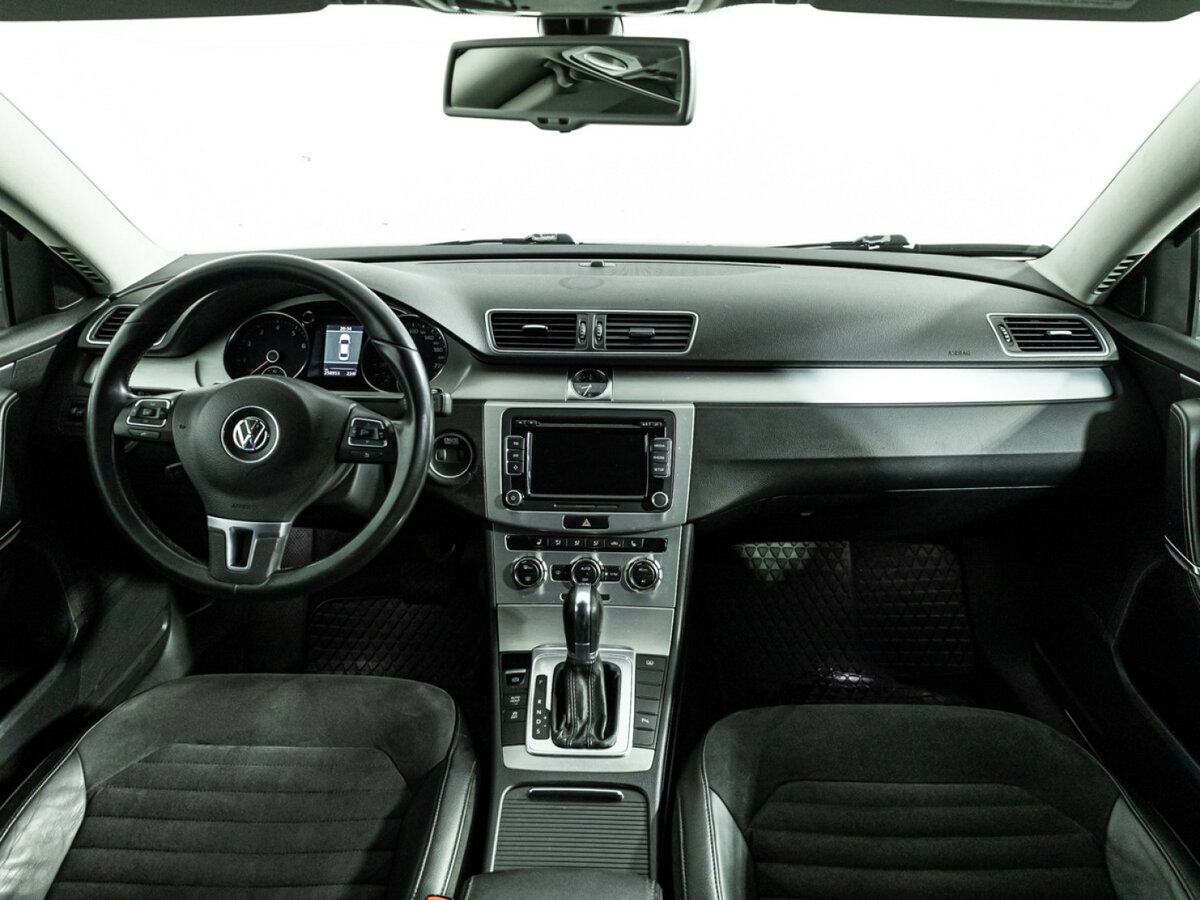 Купить Volkswagen Passat B7, 2011, 258 952 км, фото №12