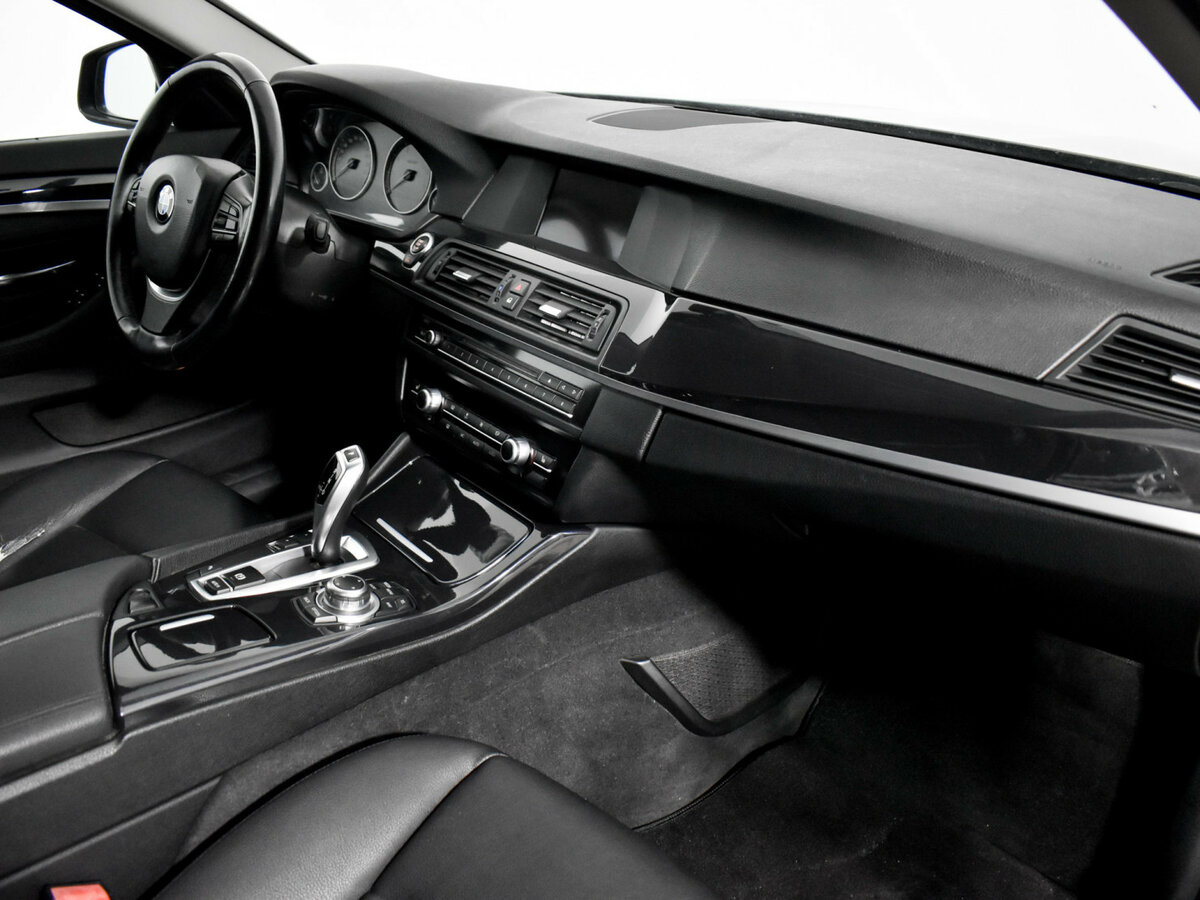 Купить BMW 5 серии 520i VI (F10/F11/F07), 2012, 111 710 км, фото №9