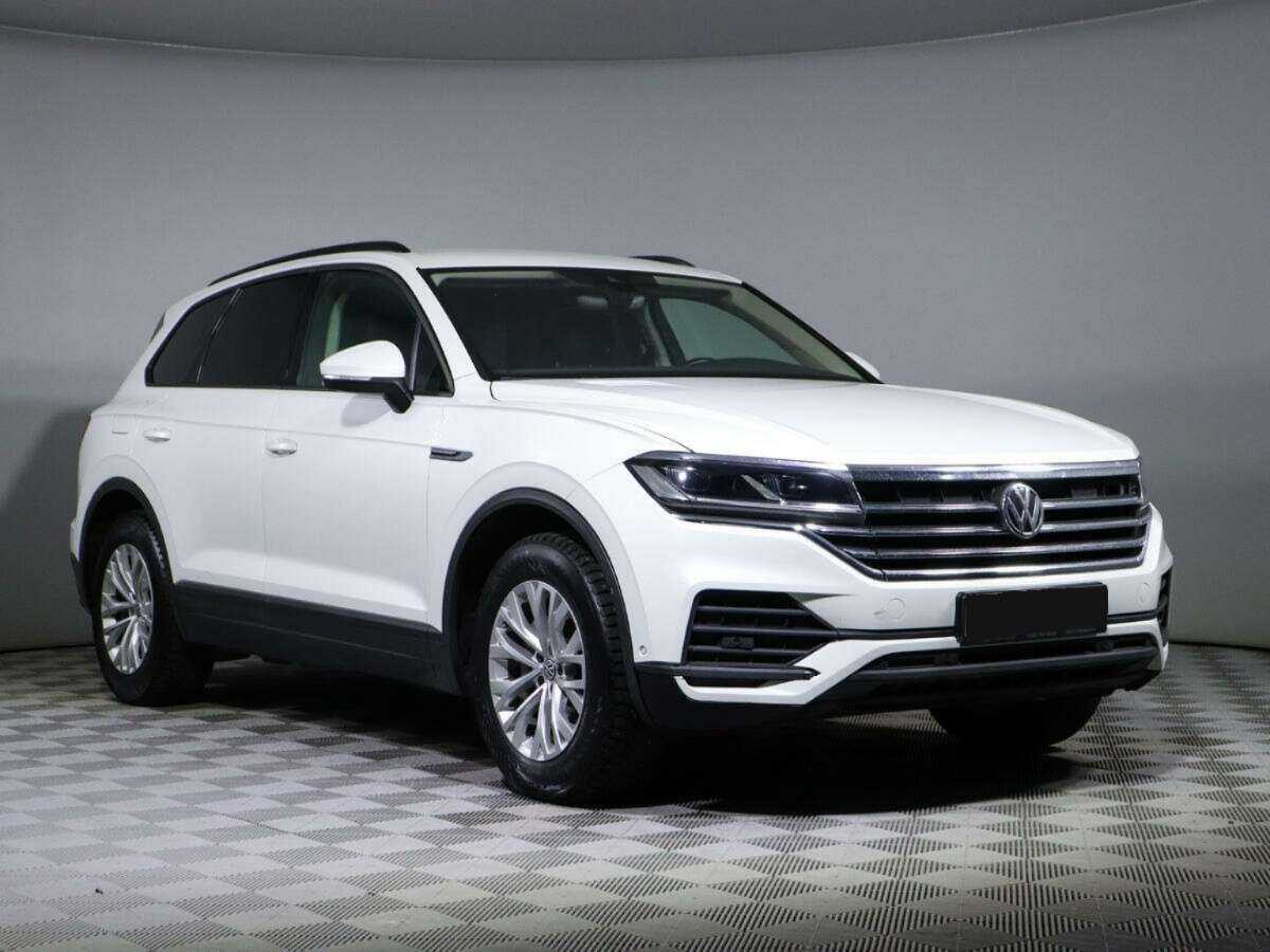 Купить Volkswagen Touareg, 2019, 139 110 км, фото №3