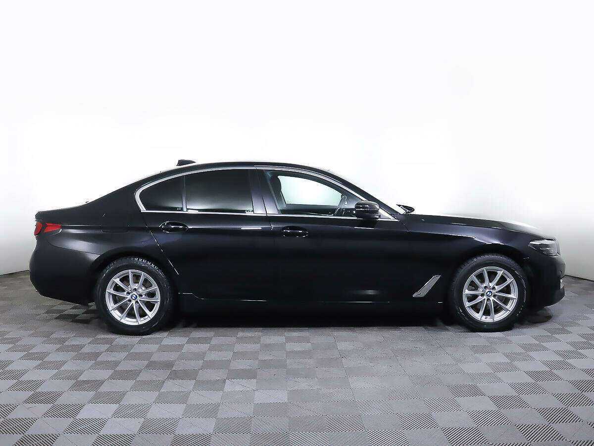 Купить BMW 5 серии 520d xDrive, 2021, 37 130 км, фото №3